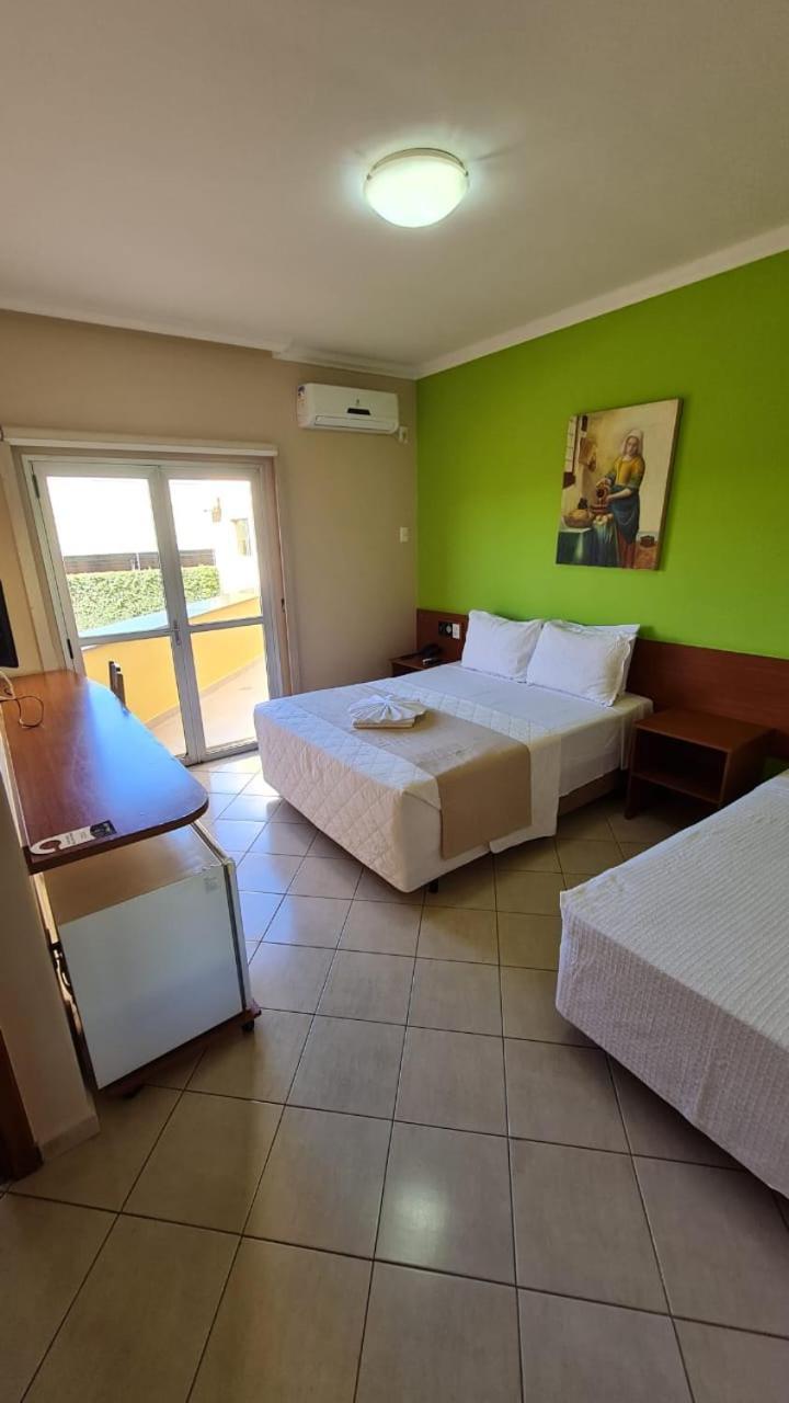 Hotel Jaguar Uberaba Bagian luar foto