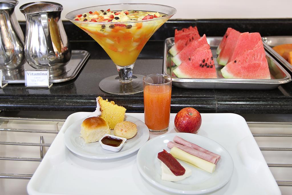 Hotel Jaguar Uberaba Bagian luar foto